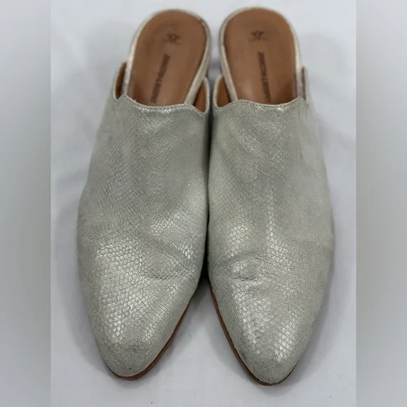 Mules - Picture 6 of 12